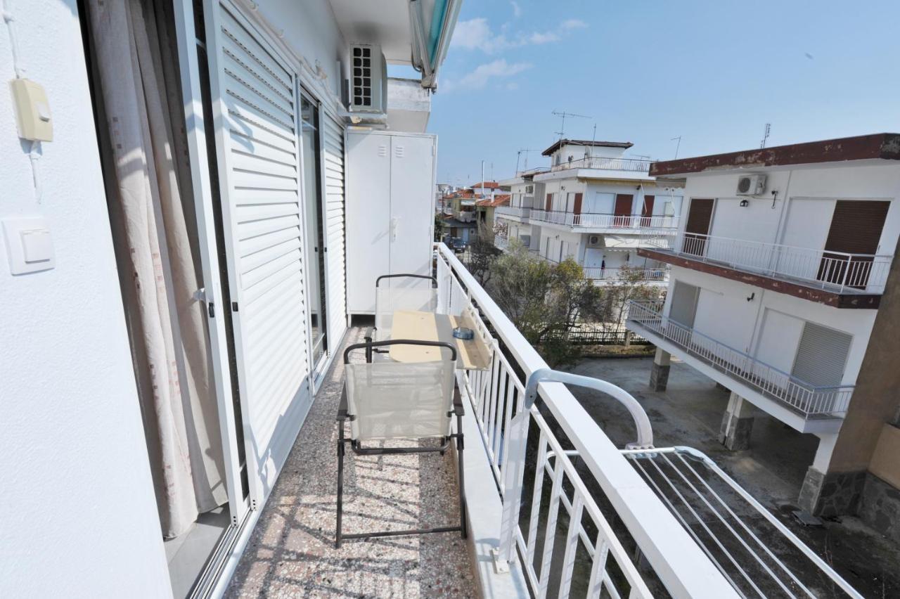 Themis 40 Steps From Beach Paralia Dionysiou Buitenkant foto
