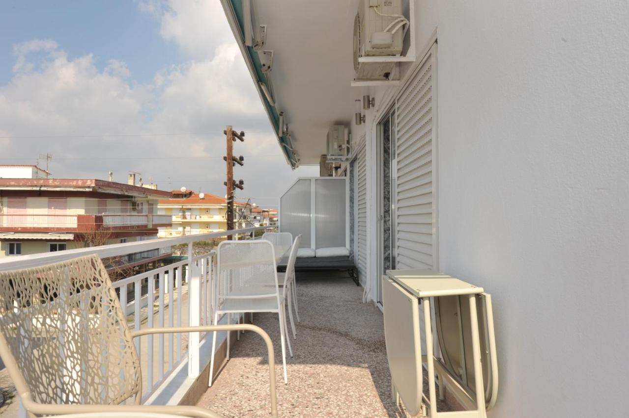 Themis 40 Steps From Beach Paralia Dionysiou Buitenkant foto